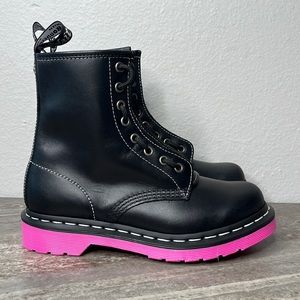 Dr.Martens AirWair 1460 Pink Sole 💗 Wanama Jungle Boot Sz 6 Women's